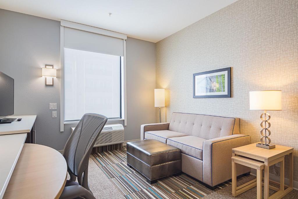 Room image 5